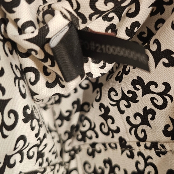 Hobo International Vintage Patent Leather Top Handle/Clutch - Picture 7 of 10